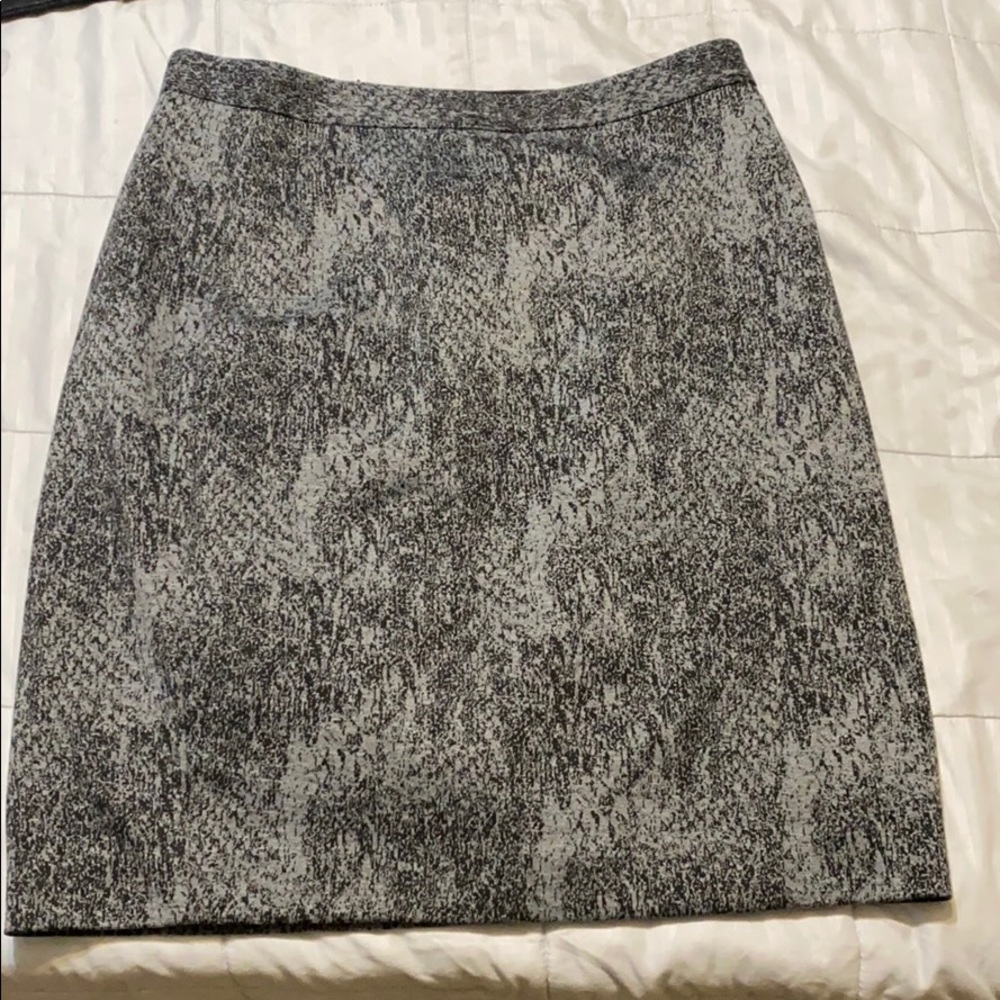 Tahari pencil skirt
